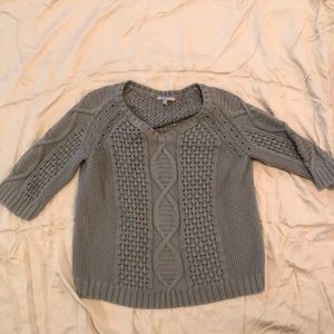 Gap sweater